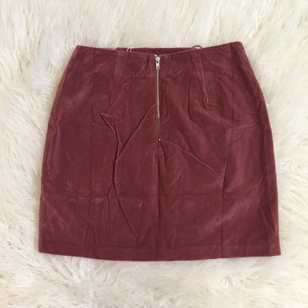 ✨Endless Rose✨- Lace Up Skirt in Mauve - Picture 5 of 6